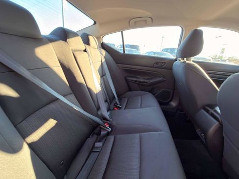 Used 2025 Nissan Altima 2.5 SV FWD image 23