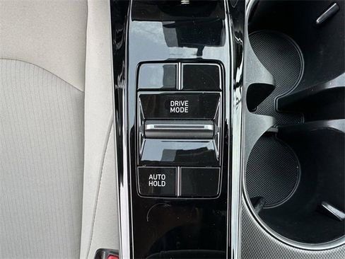 Used 2023 Hyundai Sonata SEL w/ Cargo Package image 18