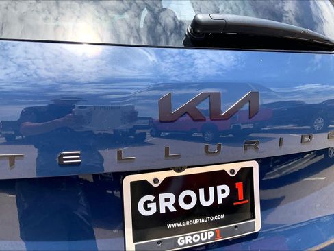 Certified 2025 Kia Telluride SX Prestige X-Line AWD/4WD image 33