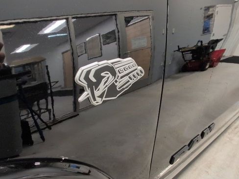 New 2026 RAM 1500 4x4 Crew Cab image 13