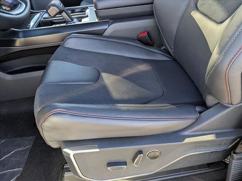 New 2025 Ford F150 Raptor image 4