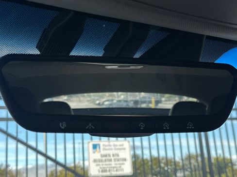 Used 2020 Hyundai Ioniq Limited FWD image 23
