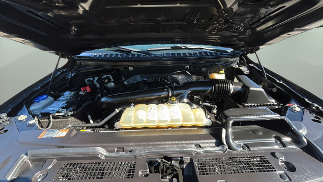 Used 2022 Ford Expedition XLT RWD image 33
