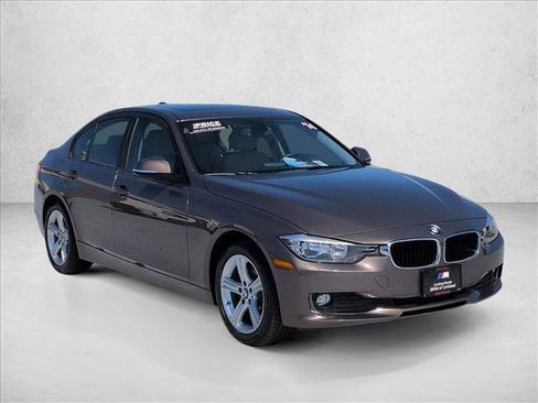 Used 2014 BMW 328d xDrive Sedan AWD/4WD image 3