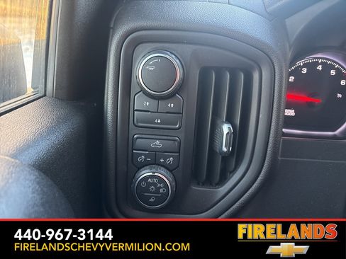 Certified 2021 Chevrolet Silverado 2500 Custom w/ Custom Value Package image 13