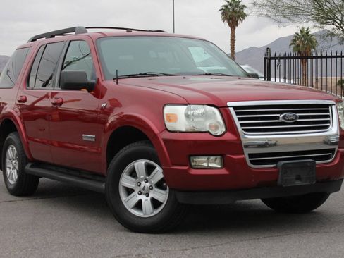 Used 2008 Ford Explorer XLT image 1