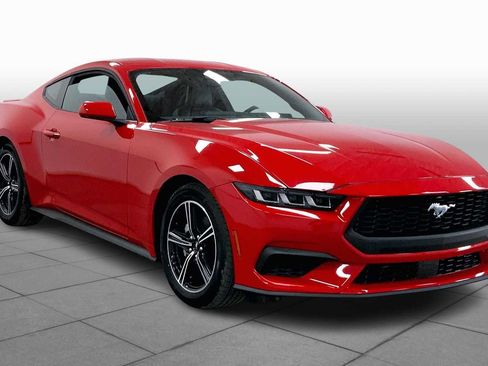 Used 2024 Ford Mustang Premium image 3