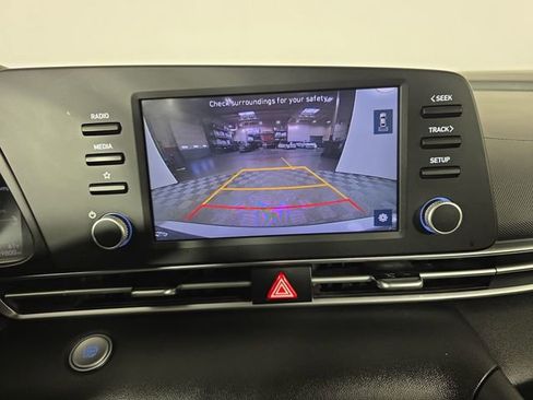 Used 2021 Hyundai Elantra SEL w/ Cargo Package image 22