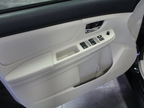 Used 2014 Subaru Impreza 2.0i Sport Premium image 17