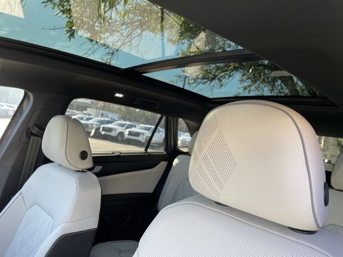 New 2026 Volkswagen Atlas Cross Sport SEL Premium R-Line image 16