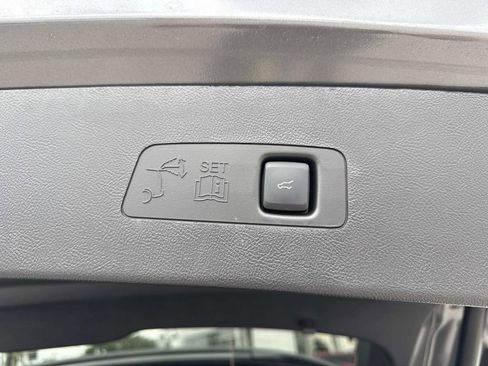 New 2026 Lincoln Corsair Premiere FWD image 12