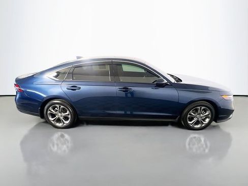 Used 2024 Honda Accord EX image 9