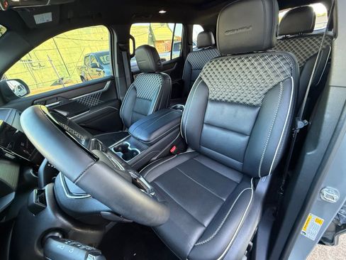 Certified 2024 GMC Acadia Denali w/ Super Cruise Package image 11