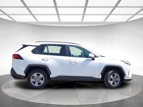 Certified 2023 Honda HR-V EX-L image 2