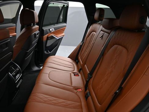 Certified 2023 BMW X5 M50i w/ Executive Package image 30