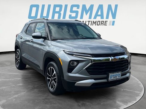 Used 2026 Chevrolet TrailBlazer LT w/ Convenience Package AWD/4WD image 1