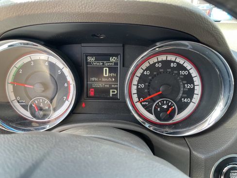 Used 2011 Dodge Durango Crew w/ Entry Nav/Commuter Group image 19