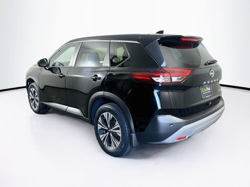 Used 2023 Nissan Rogue SV FWD image 5