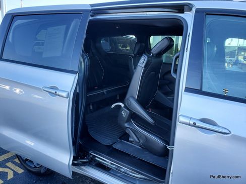 Used 2024 Chrysler Pacifica Limited w/ S Appearance Package AWD/4WD image 54
