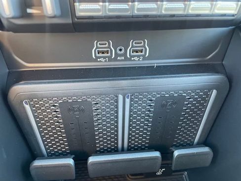 New 2026 RAM 3500 Big Horn w/ Laramie Trim Package AWD/4WD image 25