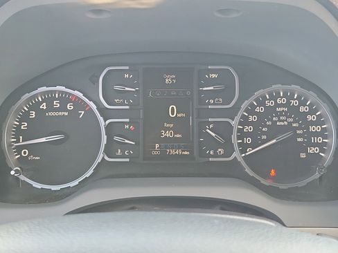 Used 2018 Toyota Tundra SR5 image 29