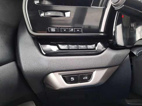 Used 2023 Lexus RX 350 Premium w/ Accessory Package AWD/4WD image 28