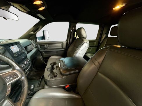 Used 2022 RAM 3500 Tradesman AWD/4WD image 21