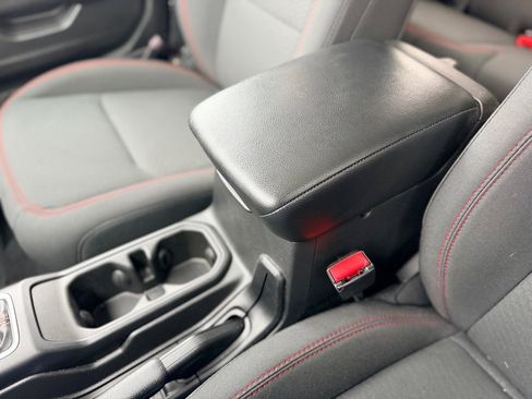 Used 2023 Jeep Wrangler Unlimited Rubicon w/ Cold Weather Group image 19