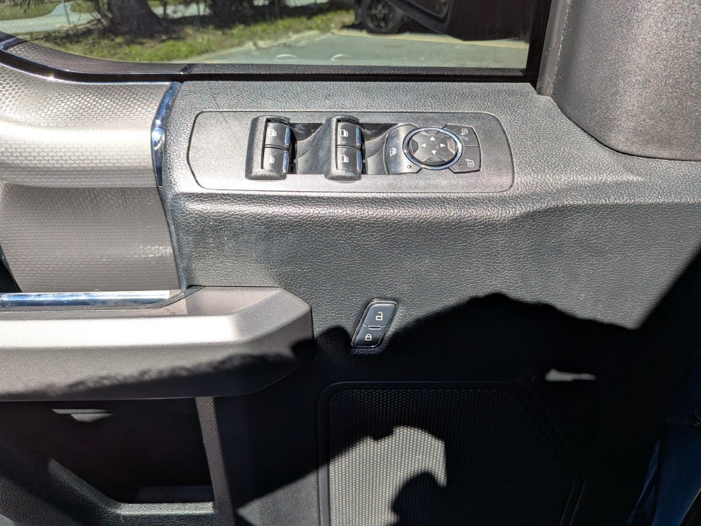 Used 2016 Ford F150 XLT w/ Equipment Group 302A Luxury AWD/4WD image 20