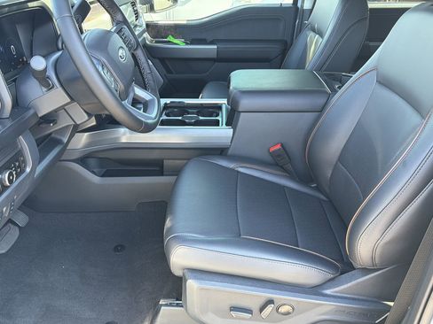 New 2025 Ford F350 Lariat w/ Lariat Ultimate Package image 29