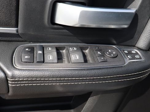 Used 2024 RAM 2500 Big Horn image 18