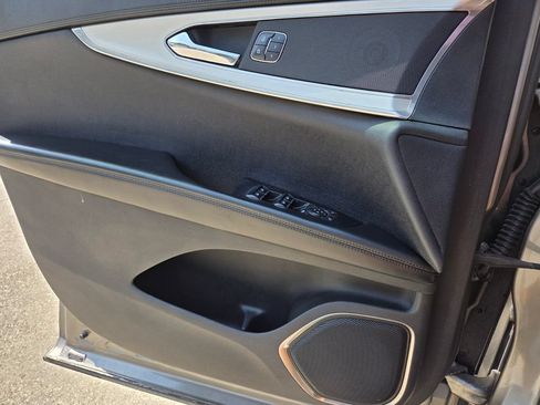 Used 2017 Lincoln MKX Premiere FWD image 20