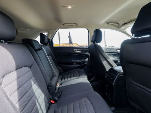 Used 2022 Ford Edge SEL w/ Cold Weather Package AWD/4WD image 18