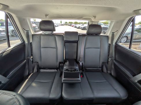 Certified 2022 Toyota 4Runner Limited AWD/4WD image 23