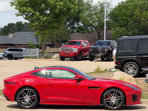 Used 2020 Jaguar F-TYPE Checkered Flag image 5