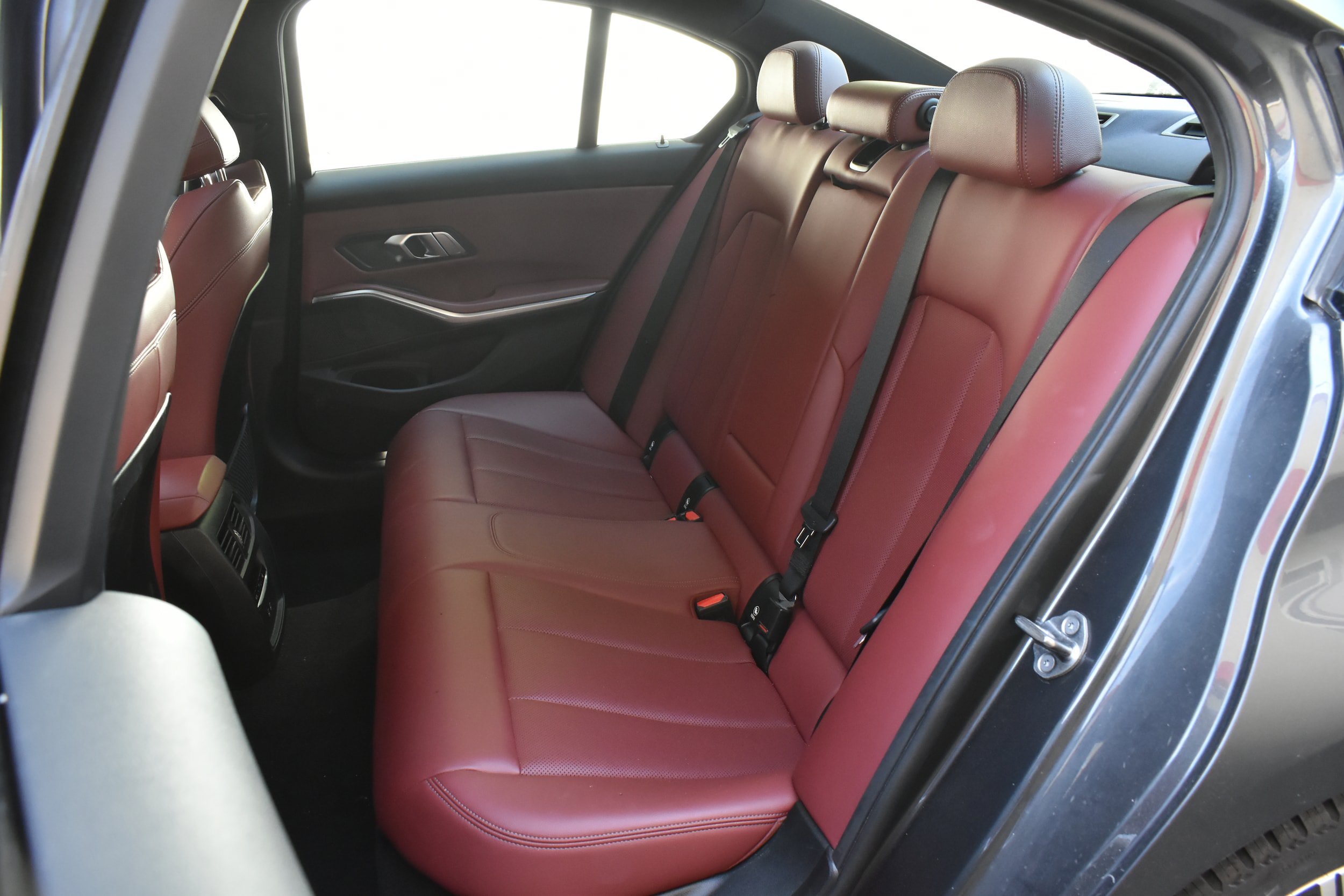 Used 2022 BMW 330i Sedan w/ M Sport Package RWD image 19