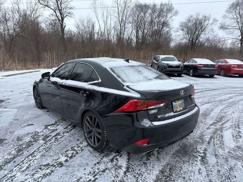 Used 2019 Lexus IS 350 AWD image 4