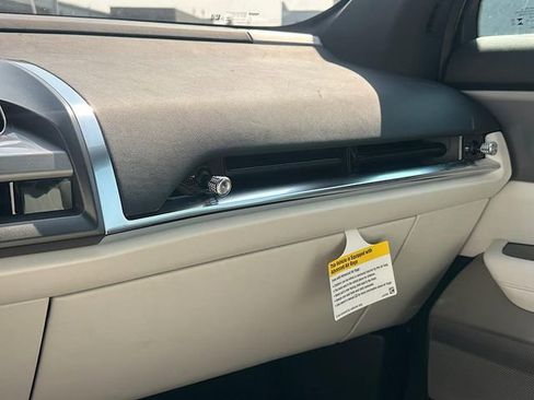 New 2026 Cadillac Vistiq Luxury w/ LPO, Floor Liner Package image 21