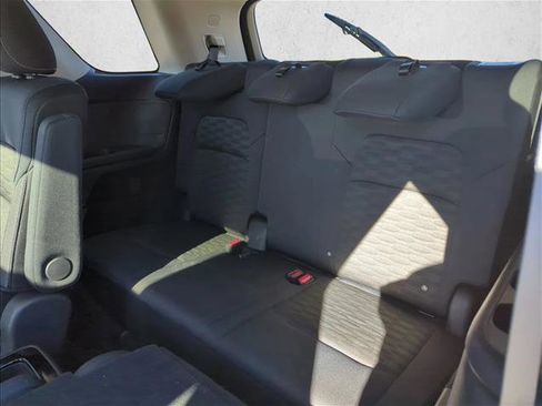 Certified 2025 Nissan Pathfinder SV w/ SV Premium Package image 17