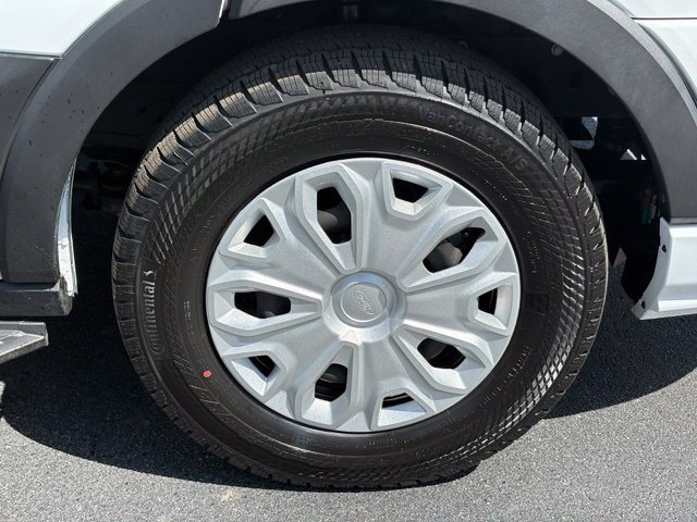 Used 2024 Ford Transit 350 XLT RWD image 31