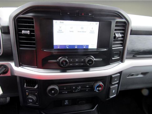 Used 2023 Ford F150 XLT image 25