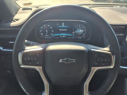 Used 2024 Chevrolet Tahoe Z71 w/ Luxury Package image 19