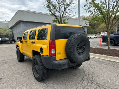 Used 2007 HUMMER H3 AWD/4WD image 3