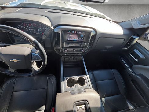 Used 2018 Chevrolet Silverado 1500 LT w/ Texas Edition image 3