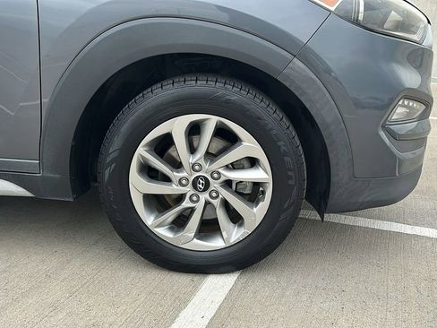 Used 2018 Hyundai Tucson SEL image 15