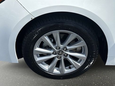 Used 2025 Toyota Camry SE w/ Multimedia Upgrade Package image 38