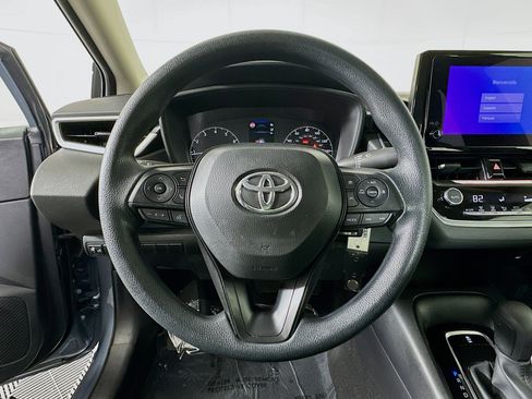 Used 2025 Toyota Corolla LE image 15