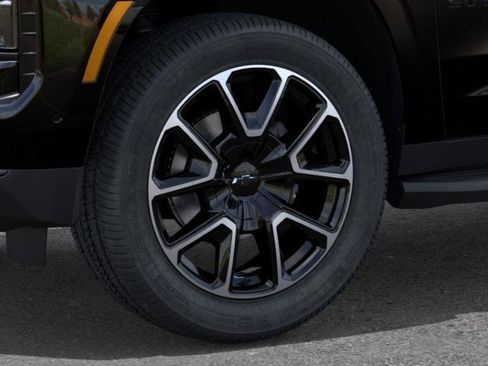New 2026 Chevrolet Suburban RST w/ Comfort Package RWD image 33