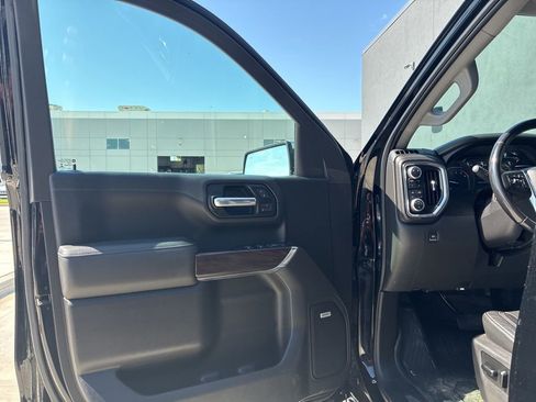 Used 2019 GMC Sierra 1500 SLT w/ SLT Premium Plus Package AWD/4WD image 12