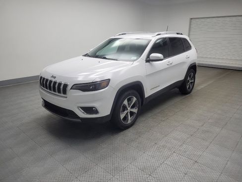 Used 2019 Jeep Cherokee Limited AWD/4WD image 2
